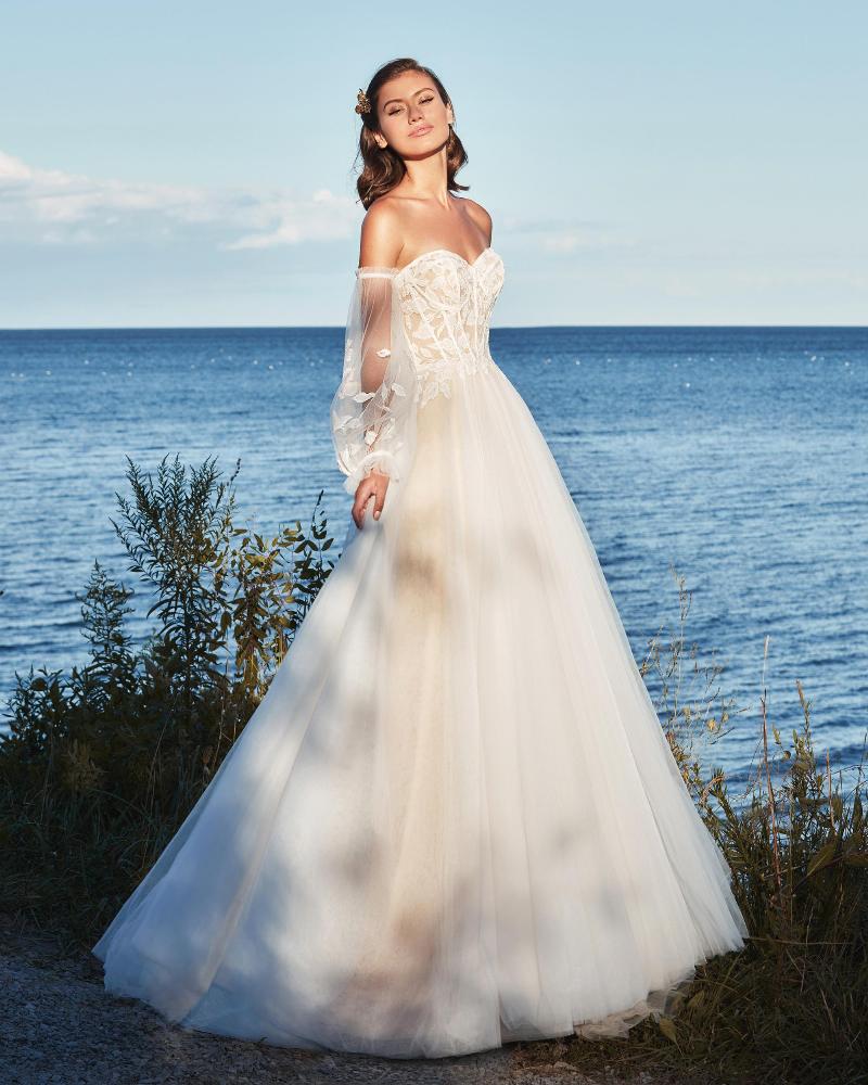 La21104 strapless tulle wedding dress with lace and removable sleeves 1